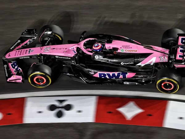 Esteban Ocon Heran Mobilnya Kalah Cepat Ketimbang Gasly