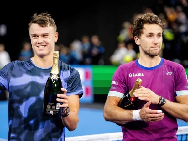 Casper Ruud Tak Sungkan Beri Holger Rune Tips Agar Terhindar Dari Kontroversi