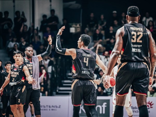 Dewa United Banten Kembali Rekrut Gelvis Solano dan Jordan Adams