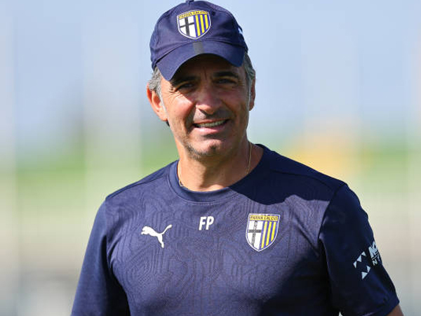 Jelang Lawan Inter Milan, Fabio Pecchia Minta Parma Tampil Berani
