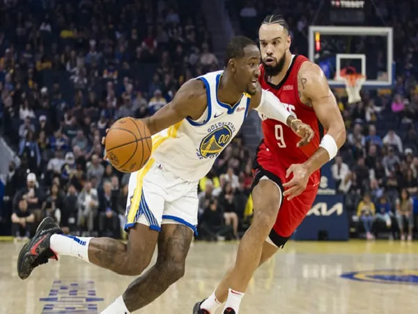 Jonathan Kuminga Senang Dapat Dukungan Penuh Curry dan Green