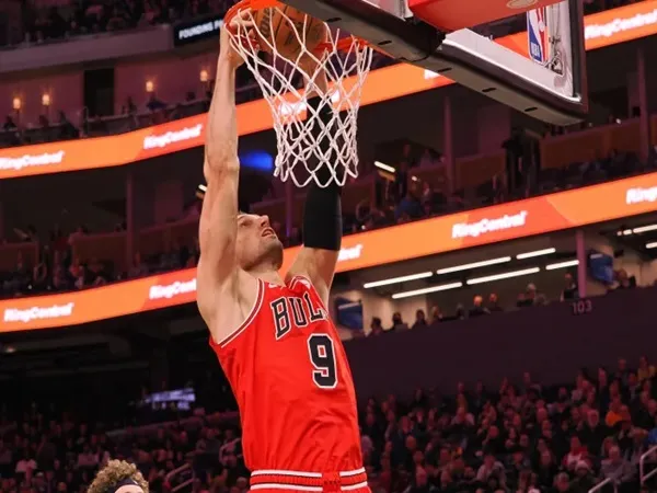 Nikola Vucevic Mengamuk, Bulls Hempaskan Spurs