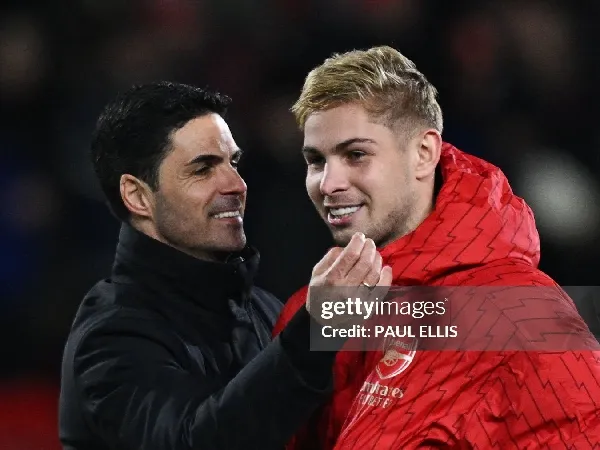 Mikel Arteta dan mantan pemain Arsenal, Emile Smith Rowe