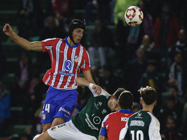 Alami Cedera Kepala Serius, Defender Atletico Madrid Pertimbangkan Pensiun