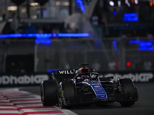 Alex Albon Merenungkan Hasil Balapan di GP Abu Dhabi