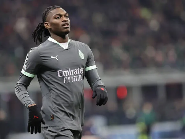 Sukses Tekuk Red Star, Rafa Leao Minta AC Milan Bermain dengan Lebih Fokus