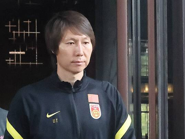 Lakukan Korupsi, Eks Gelandang Everton Dihukum Tiongkok 20 Tahun Penjara