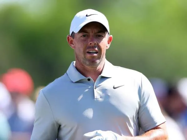 Rory McIlroy akan memiliki Scottie Scheffler sebagai rekannya dalam pertandingan sebanyak 18 hole pada Selasa (17/12) mendatang. (Foto: Golf Digest)
