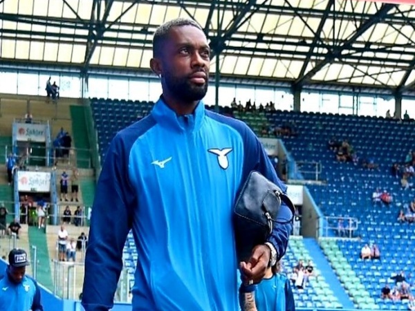 Gelandang Terpinggirkan Lazio Jadi Incaran Dua Eks Klubnya Jelang Januari