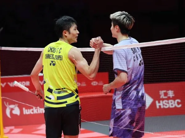 Shi Yuqi Puji Penampilan Impresif Chou Tien Chen di World Tour Finals 2024