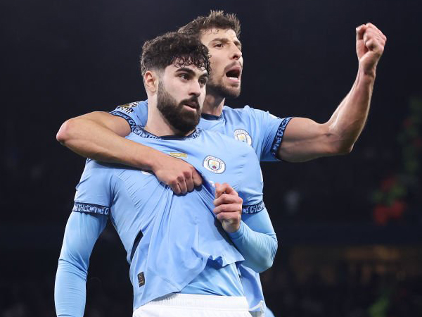 Leon Osman: Manchester City Benar-benar Terpuruk