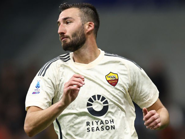 Kecuali Bryan Cristante, Seluruh Skuad Roma Siap Tempur Lawan Parma