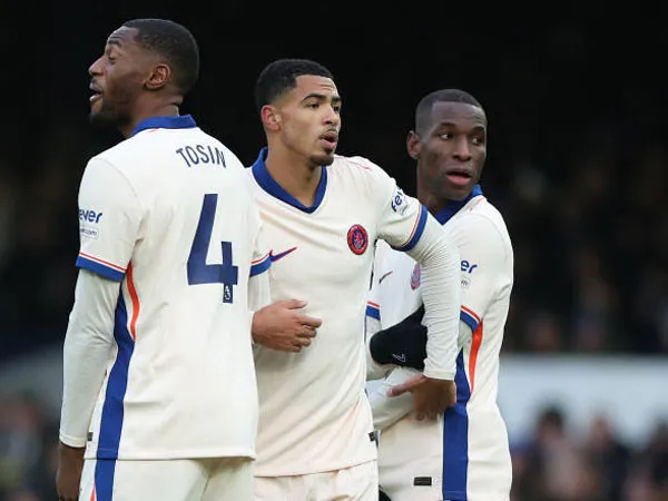 Chelsea Perpanjang Rekor Tak Kalah, Hasselbaink Soroti Perkembangan Tim