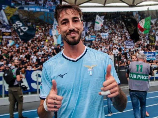 Gelandang terpinggirkan Lazio