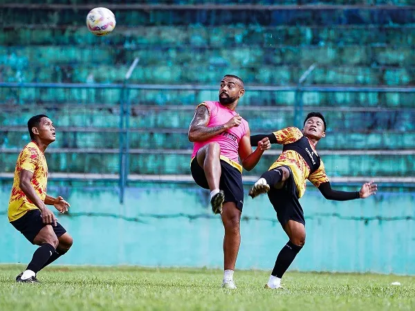 Penyerang Arema FC, Dalberto jelang pertandingan kontra Semen Padang FC