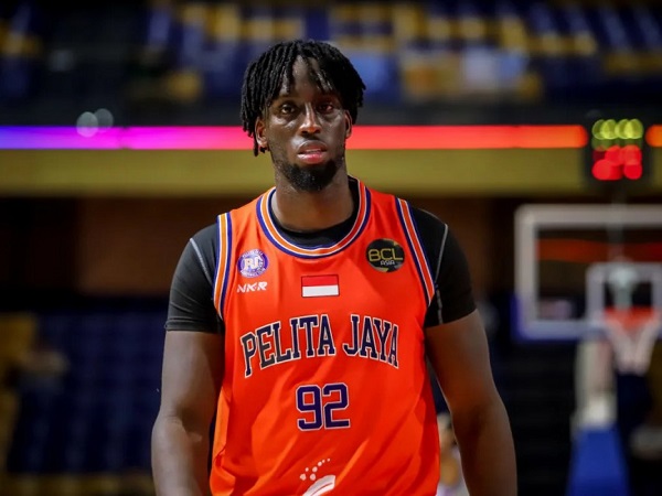 Pacific Caesar Surabaya Rekrut Alioune Tew Untuk Gantikan Malick Diouf