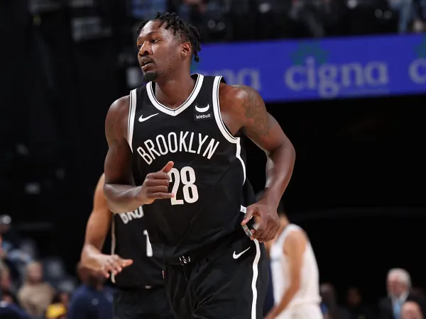 Rob Pelinka Sambut Hangat Dorian Finney-Smith dan Shake Milton