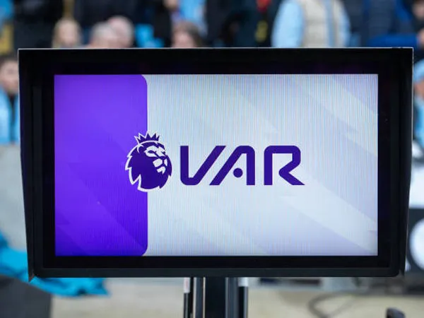 Pengumuman VAR Langsung di Stadion, Inovasi Baru di Piala Carabao