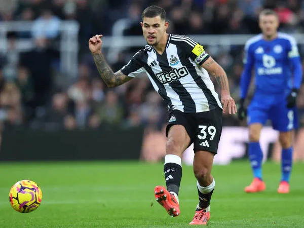 Martin Zubimendi Enggan Pindah, Manchester City Fokus ke Bruno Guimaraes