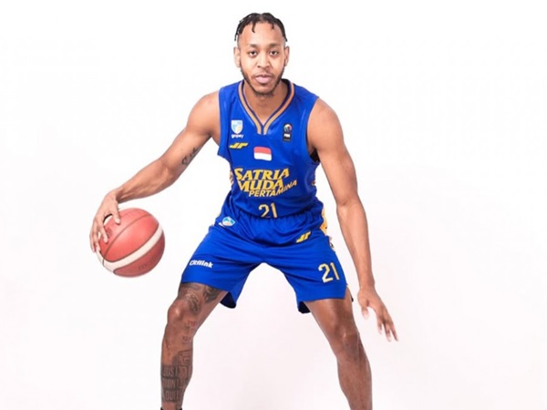 Randy Bell Kembali ke IBL dengan Perkuat Satria Muda