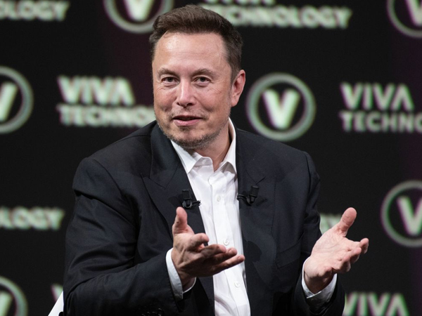 Siap-siap Jadi Klub Kaya Raya, Elon Musk Tertarik Beli Liverpool