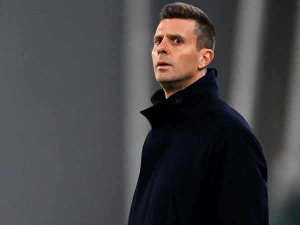Thiago Motta Dicap Gagal Tangani Juventus oleh Luciano Moggi