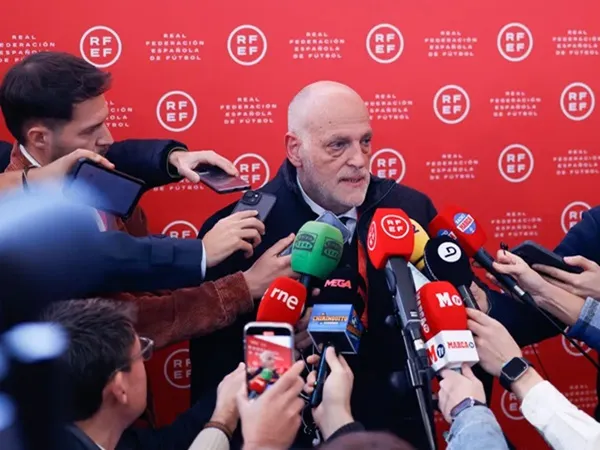 Javier Tebas Terkejut dengan Perkembangan Saga Dani Olmo dan Pau Victor