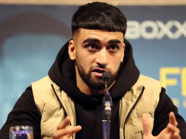 Adam Azim Prediksi Bakal KO Sergey Lipinets Dalam Lima Ronde