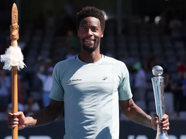 Karamkan Zizou Bergs, Gael Monfils Torehkan Tinta Emas Di Auckland