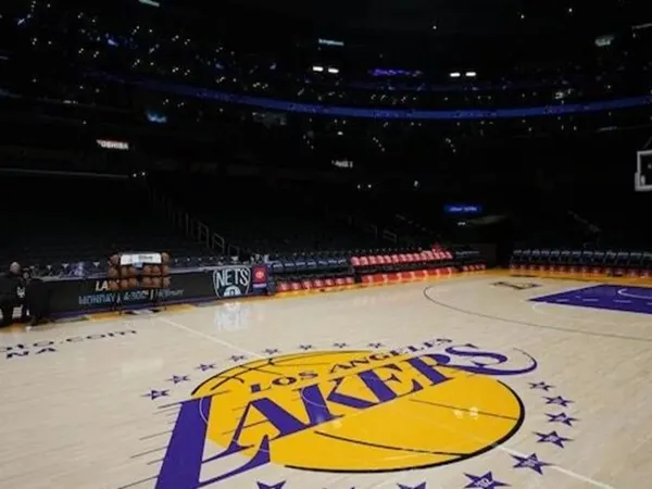 Lakers Kembali Tertunda Dampak Kebakaran di Los Angeles