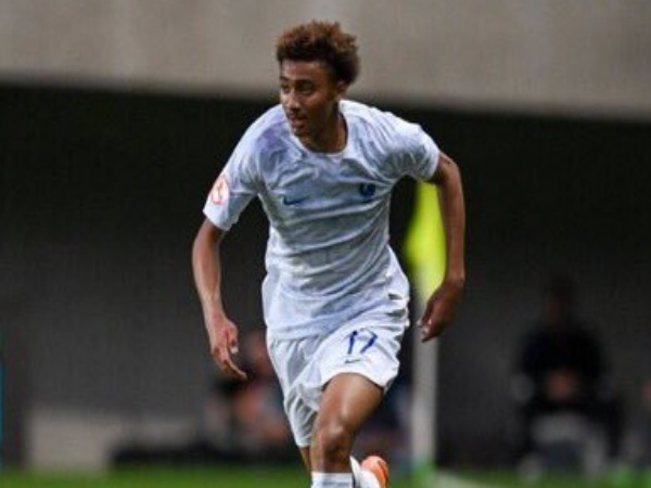 Lazio Saingi Aston Villa dan Leipzig Dalam Perburuan Tidiam Gomis