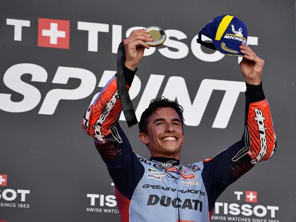 Casey Stoner tidak terkejut jika Marc Marquez sabet titel juara dunia di musim 2025.