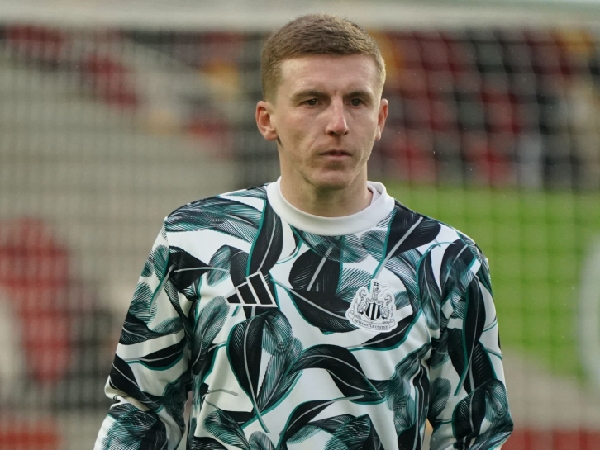 Leicester City dan Brentford Tertarik Rekrut Matt Targett