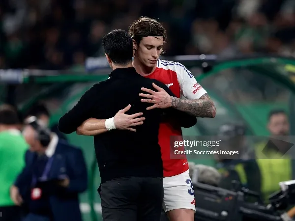 Riccardo Calafiori dan manajer Arsenal, Mikel Arteta