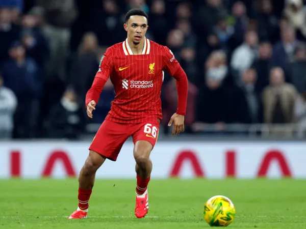 Trent Alexander-Arnold dan Real Madrid Belum Capai Kesepakatan