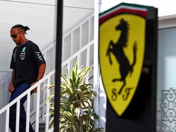 CEO Ferrari Konfirmasi Kedatangan Hamilton Pekan Depan