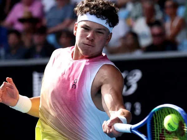 Hasil Australian Open: Gael Monfils Mundur, Ben Shelton Tembus Perempatfinal