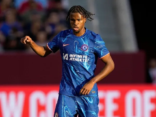 Gelandang Chelsea, Carney Chukwuemeka, membutuhkan waktu bermain yang konsisten