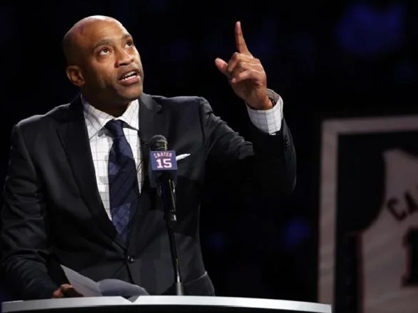 Brooklyn Nets Resmi Pensiunkan Nomor Punggung Vince Carter