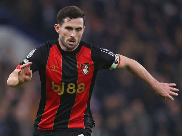 Lewis Cook Hepi Usai Bournemouth Habisi Nottingham Forest