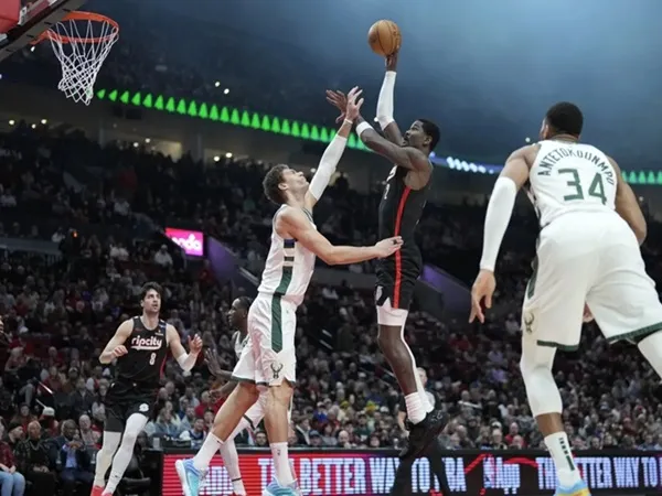 Blazers Secara Mengejutkan Mampu Tumbangkan Blazers