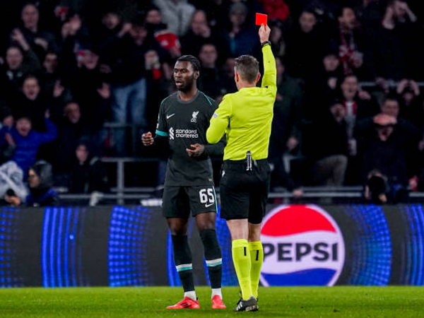 Debut Amara Nallo Berubah Mimpi Buruk, Arne Slot Beri Pesan Penyemangat