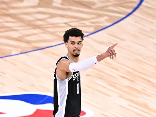 Victor Wembanyama Frustrasi Keputusan Wasit Saat Dikalahkan Clippers