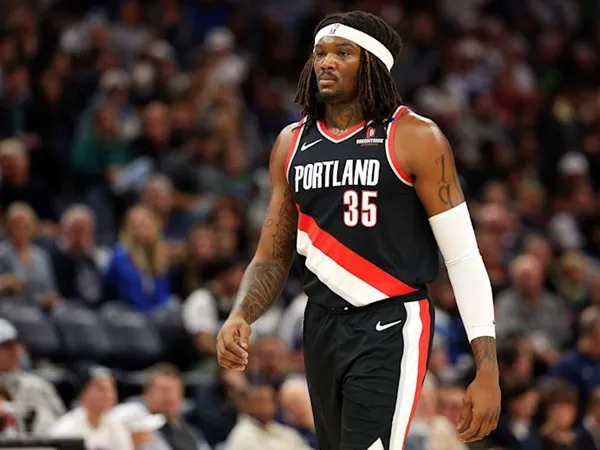 Lakers Prioritaskan Rekrut Center Jelang Tenggat Waktu