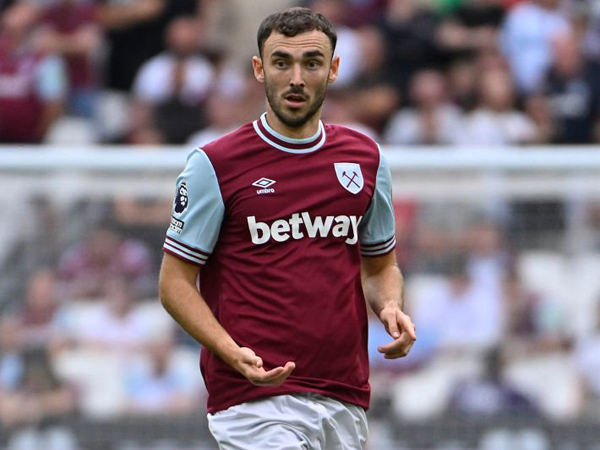 Andy Irving Optimis West Ham Bisa Kalahkan Chelsea