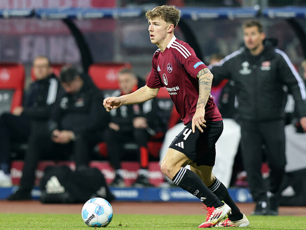 Demi Gantikan Anthony Rouault yang Cabut, VfB Stuttgart Boyong Finn Jeltsch