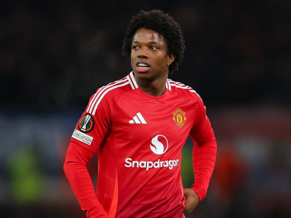 MU Sepakat Pinjamkan Tyrell Malacia ke PSV Eindhoven