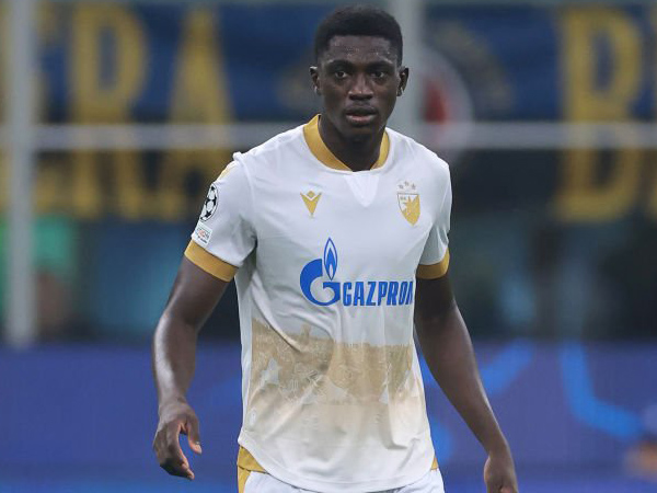 Tambah Opsi Pemain Bertahan, Wolves Rekrut Nasser Djiga di Deadline Day
