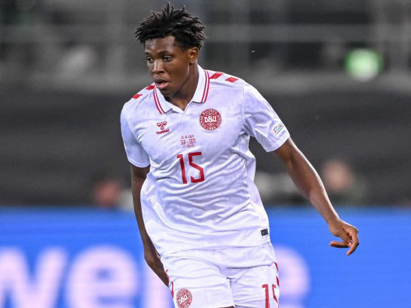 Patrick Dorgu Gabung MU, Pelatih Denmark Beri Komentar