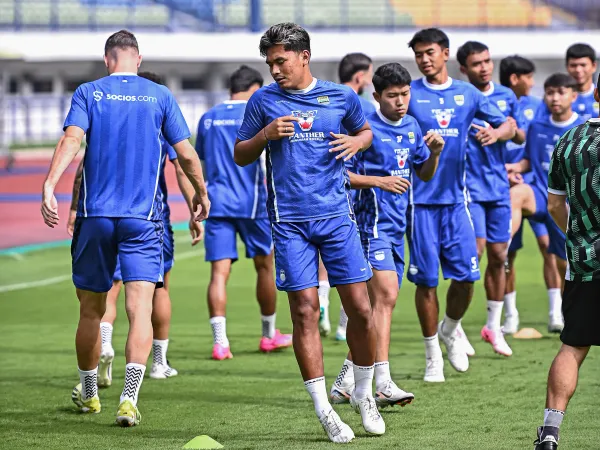 Bojan Hodak memuji performa Ahmad Agung dalam debutnya di Persib